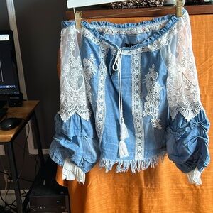 I too woman top size medium